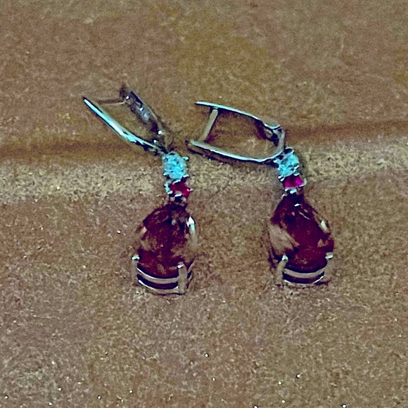 Sterling Silver Zultanite Stone Changing Colors Earrings - Picture 6 of 6